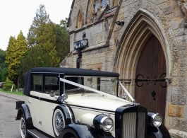 Vintage car for weddings in Brighton
